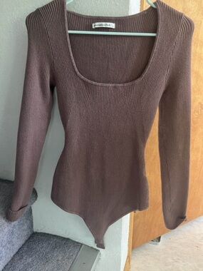 Abercrombie & Fitch Ribbed Scoop Neck Bodysuit - Brown (M)